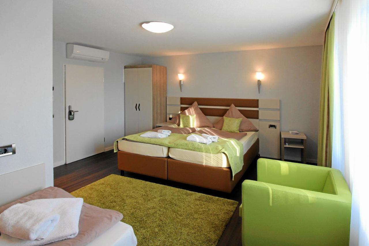 Hotel-restaurant Axion
